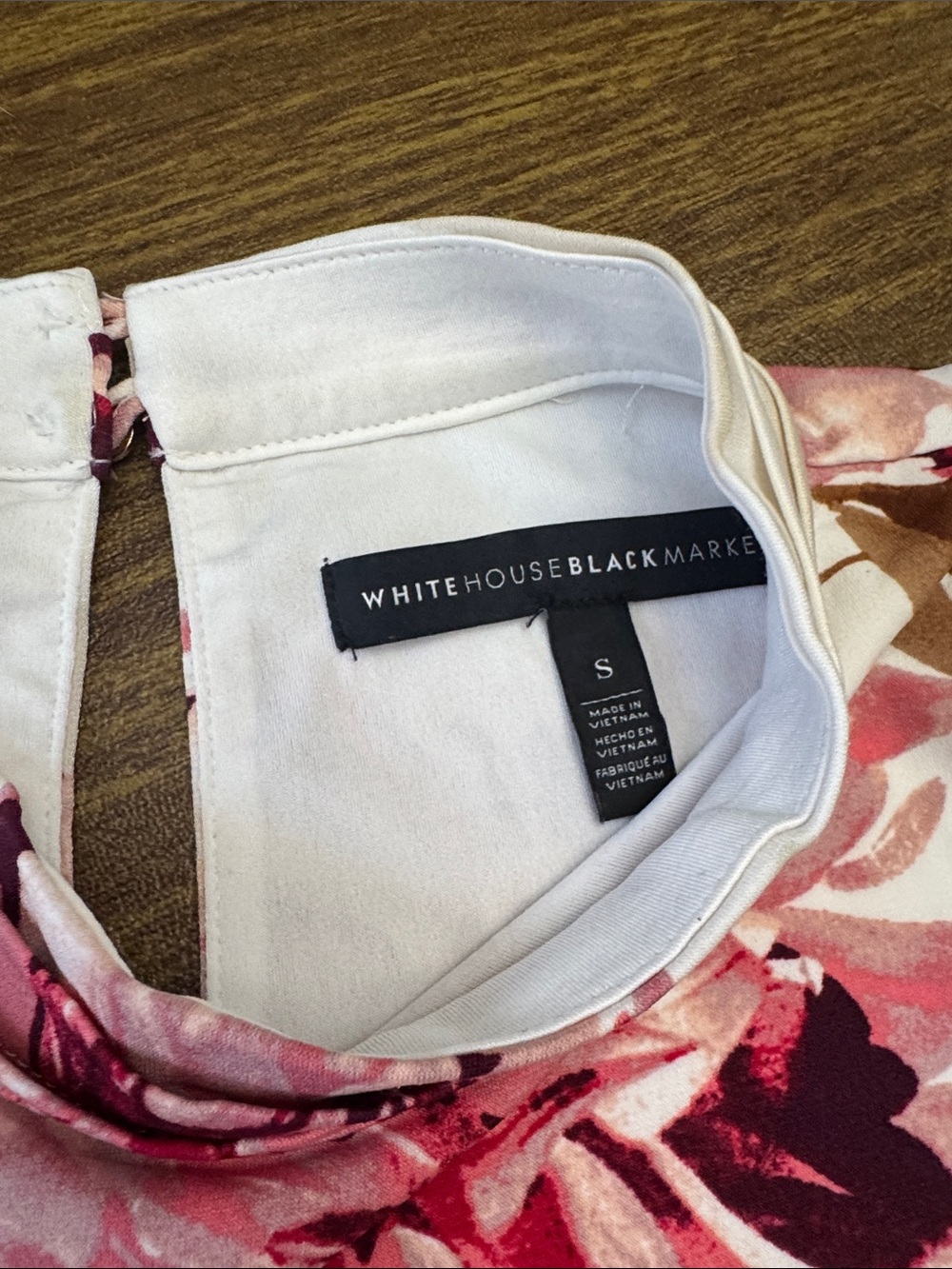 White House Black Market Floral Sleeveless Mock Neck Top Black Pink Size S - Picture 2 of 4